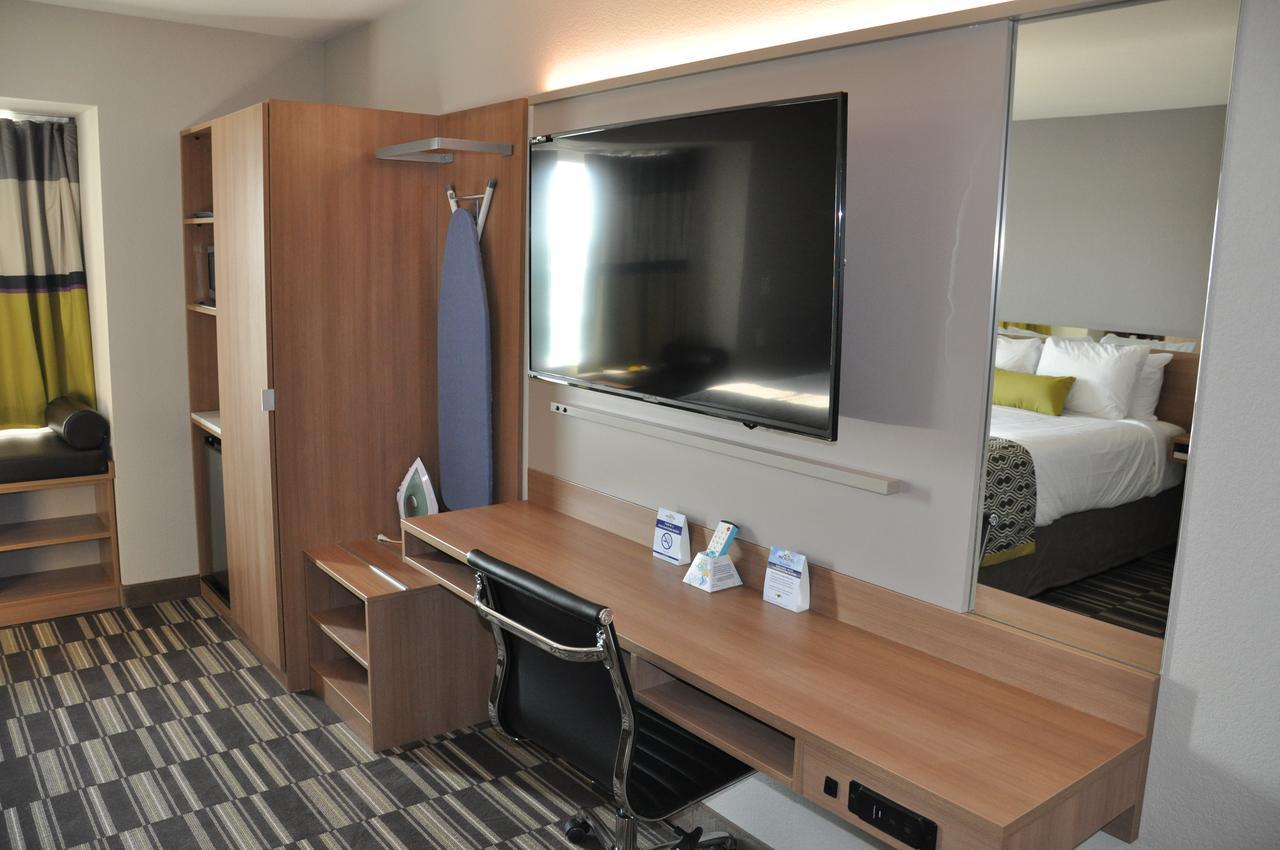 Microtel Inn & Suites By Wyndham Lubbock Exteriör bild