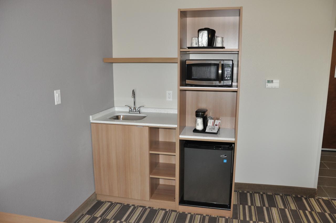 Microtel Inn & Suites By Wyndham Lubbock Exteriör bild